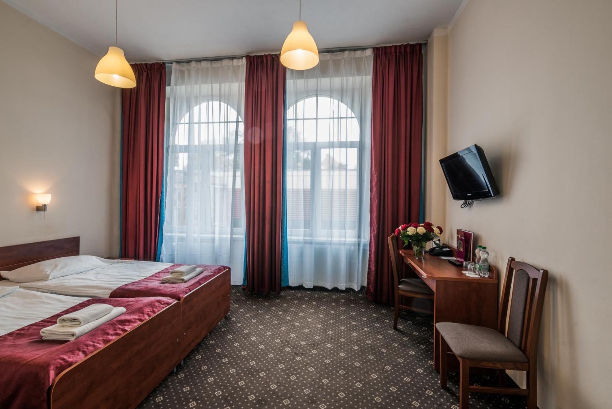 Hotel Lothus Βρότσλαβ Εξωτερικό φωτογραφία